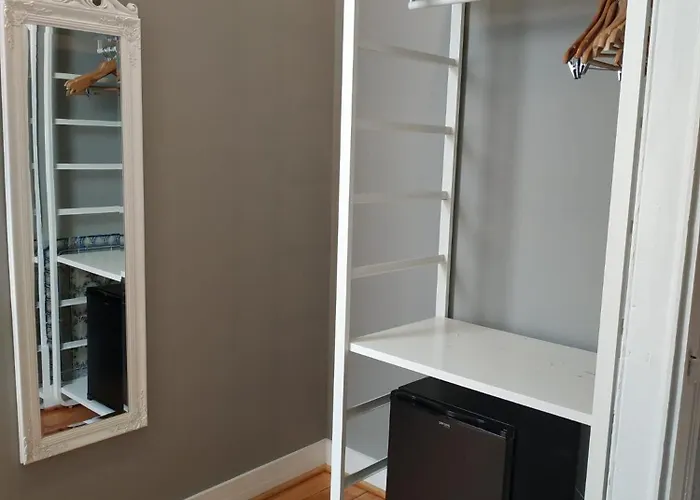 ゲストハウス Great Fanqueiros 5 & 2