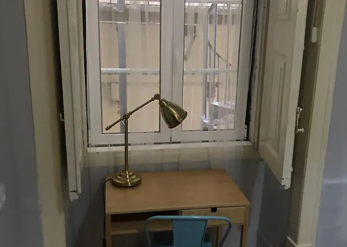 ゲストハウス Great Fanqueiros 5 & 2 4*