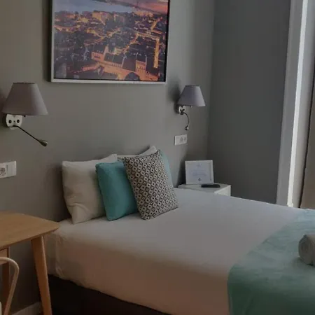 Great Fanqueiros 5 & 2 Πανσιόν Lisboa